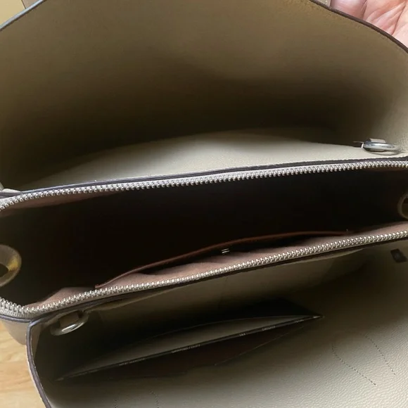 New with Tag Coach handbag - Picture 3 of 6